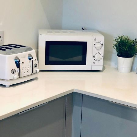 Snapos Luxury Serviced Apartment - Meridian House Bedford Dış mekan fotoğraf