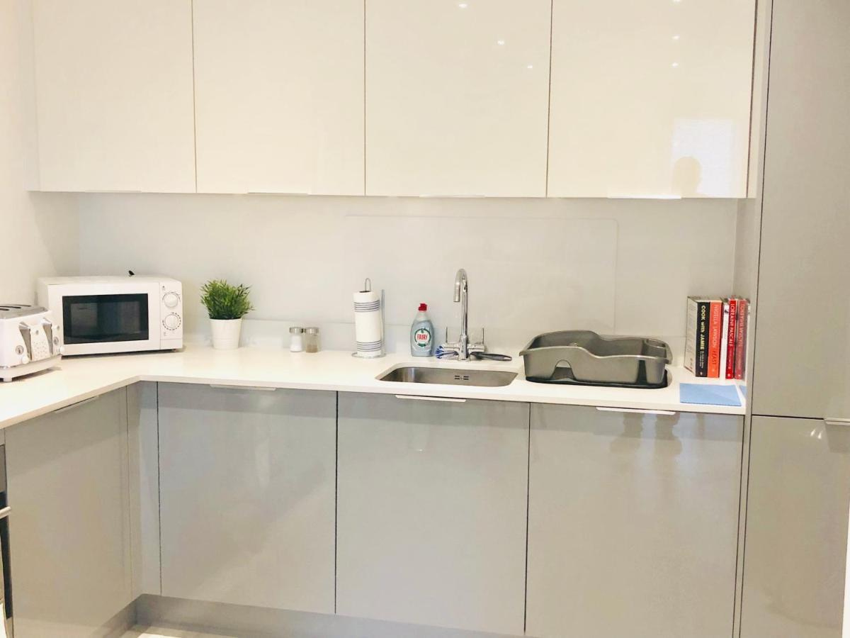 Snapos Luxury Serviced Apartment - Meridian House Bedford Dış mekan fotoğraf