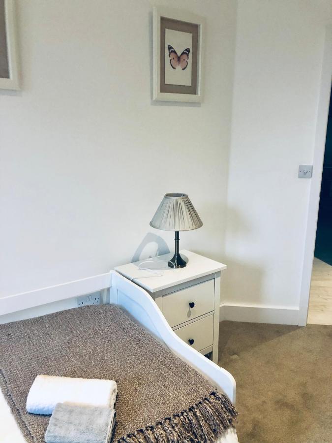 Snapos Luxury Serviced Apartment - Meridian House Bedford Dış mekan fotoğraf